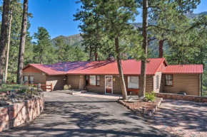 Cozy Mountain Retreat at the Base of Pikes Peak!